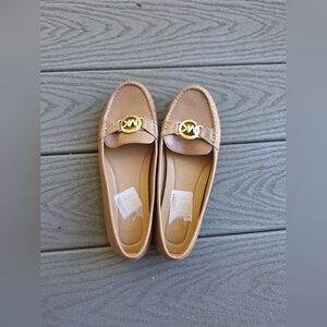 New-MK Leather Shoes sz 7 (s019)